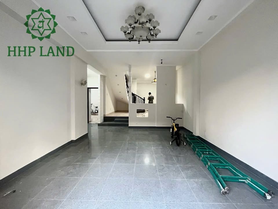 Nhà nguyên căn hẻm ô tô Tân Mai 112m² giá 10 triệu - Chính chủ cho thuê ngay!