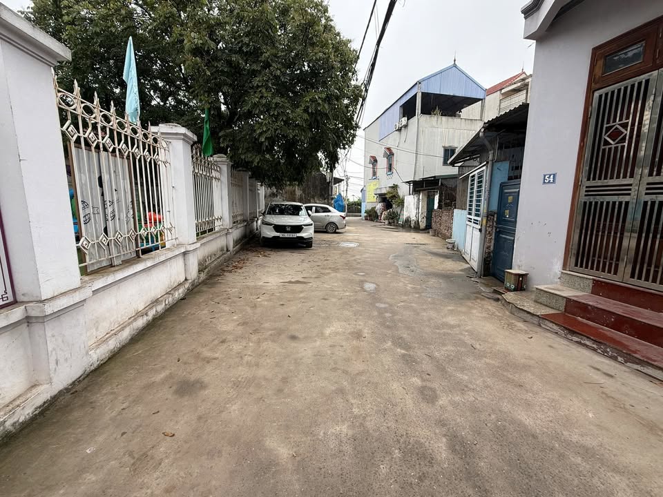 Nhà riêng Liên Ninh, Thanh Trì 52m² giá 5 tỷ - Ô tô vào tận nơi!
