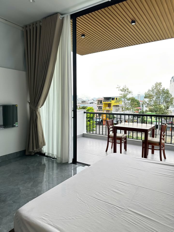 Cho thuê phòng Studio Mipeco Nha Trang 35m² giá 6 triệu - Không chung chủ, view núi!