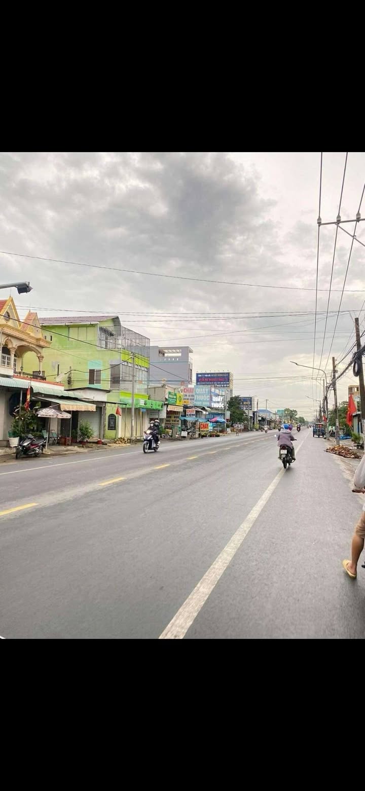 Nhà mặt tiền Lý Thái Tổ, Nhơn Trạch 57.6m² giá 4.5 tỷ - Cơ hội đầu tư hấp dẫn!