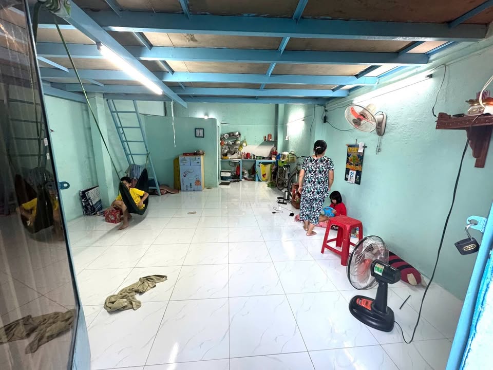 Nhà bán Hiệp Thành 22, Quận 12 - Diện tích 102m², giá chỉ 3.3 tỷ!