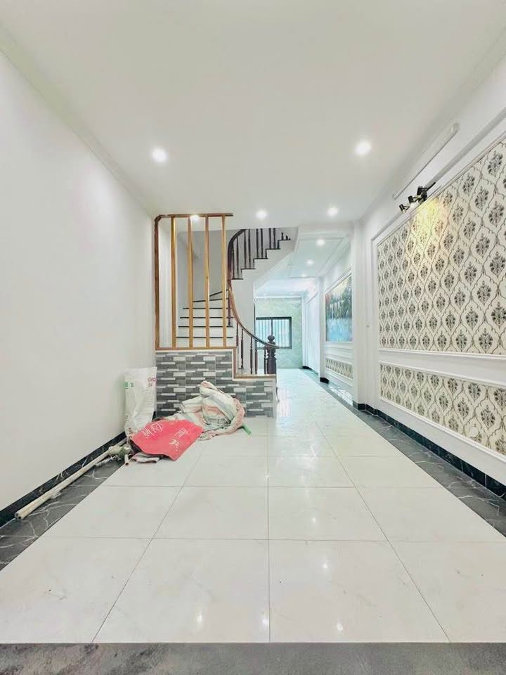 Nhà Phú Mỹ 40m² giá 9.2 tỷ - Gần ô tô, vị trí đẹp trung tâm Mỹ Đình!