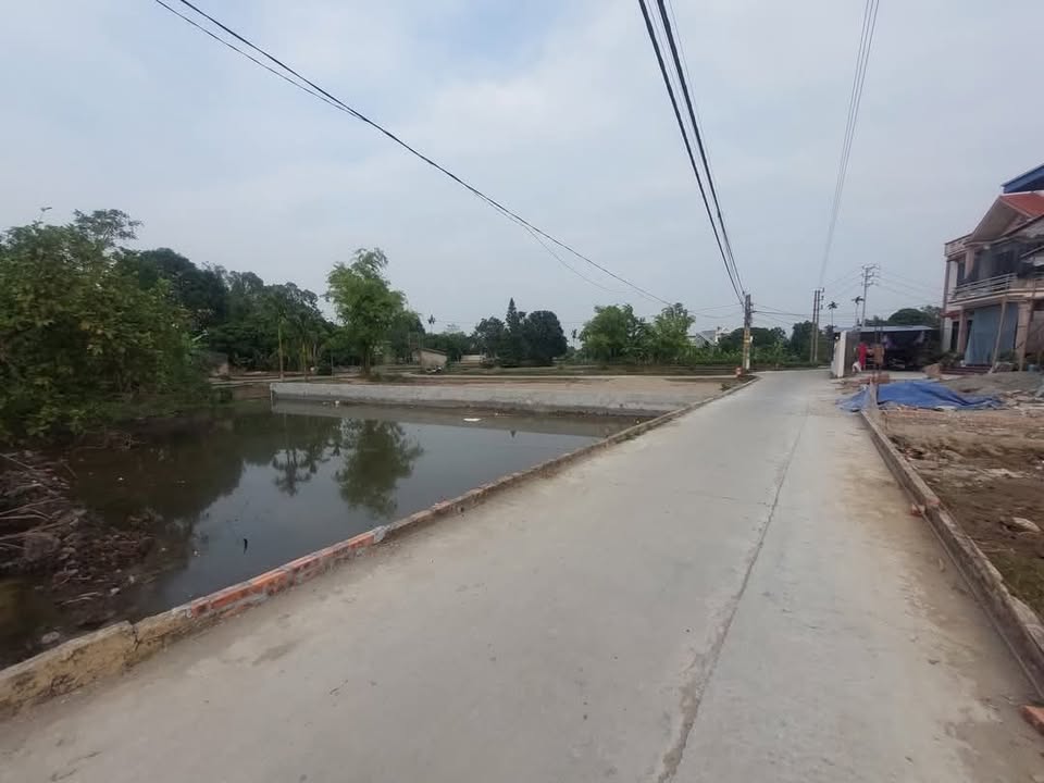 Đất nền Làng La Chợ, Mỹ Lộc, 97m² giá 1 tỷ - View hồ Hoa Súng tuyệt đẹp!