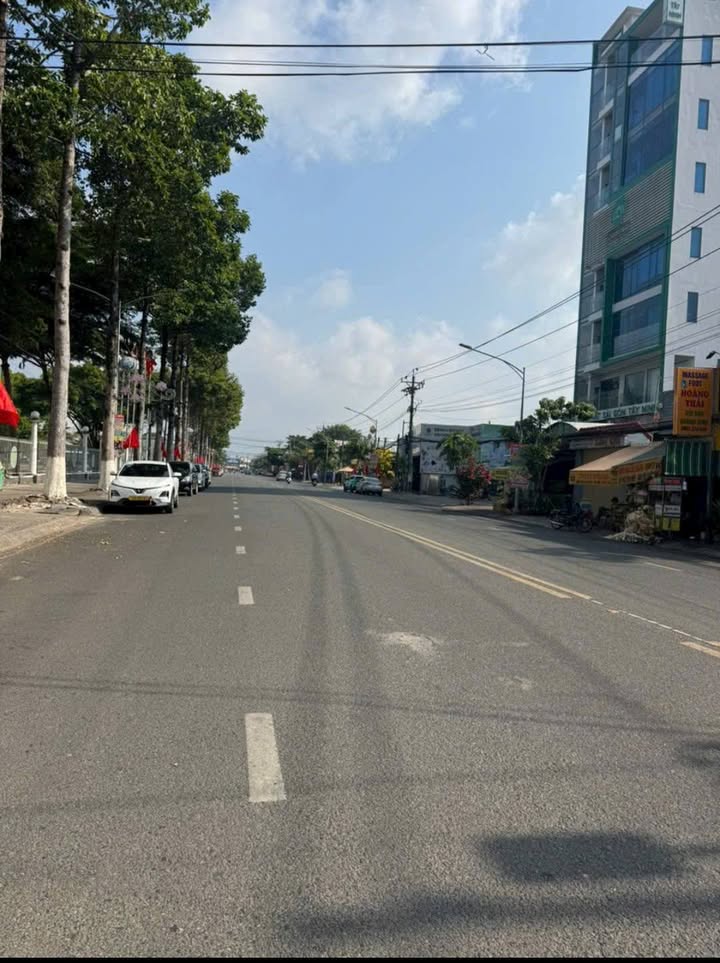 Nhà mặt tiền Hoàng Lê Kha, Tây Ninh 185m² - Kinh doanh ngay