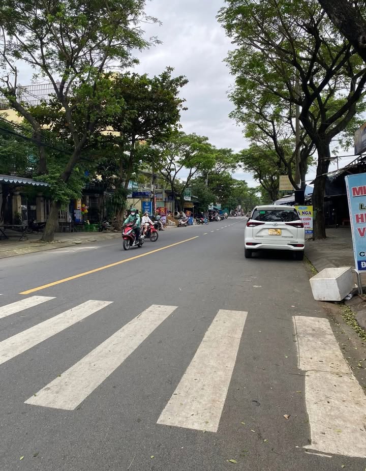 Đất kiệt ô tô Trần Đình Tri, Liên Chiểu, 90m² giá 2.63 tỷ - Gần biển Nguyễn Tất Thành!