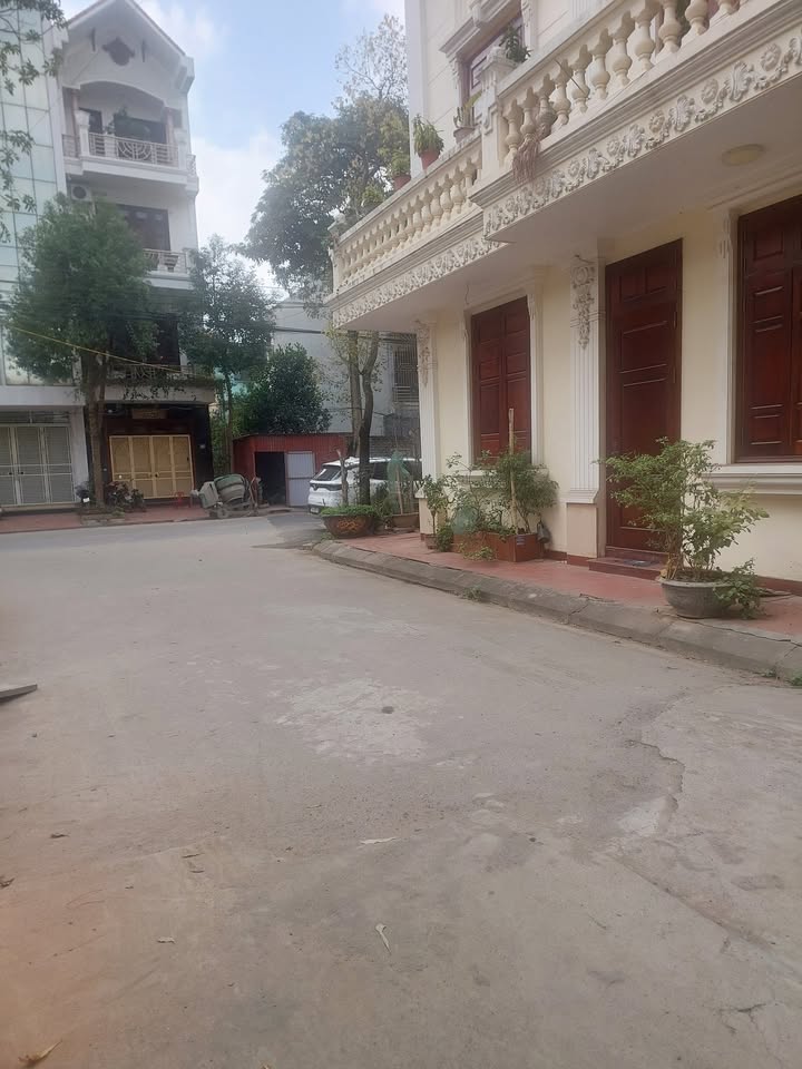 Đất mặt đường Khu Đô Thị Hòa Vượng Nam Định 81m² giá 4.35 tỷ - Pháp lý rõ ràng, thương lượng tốt!