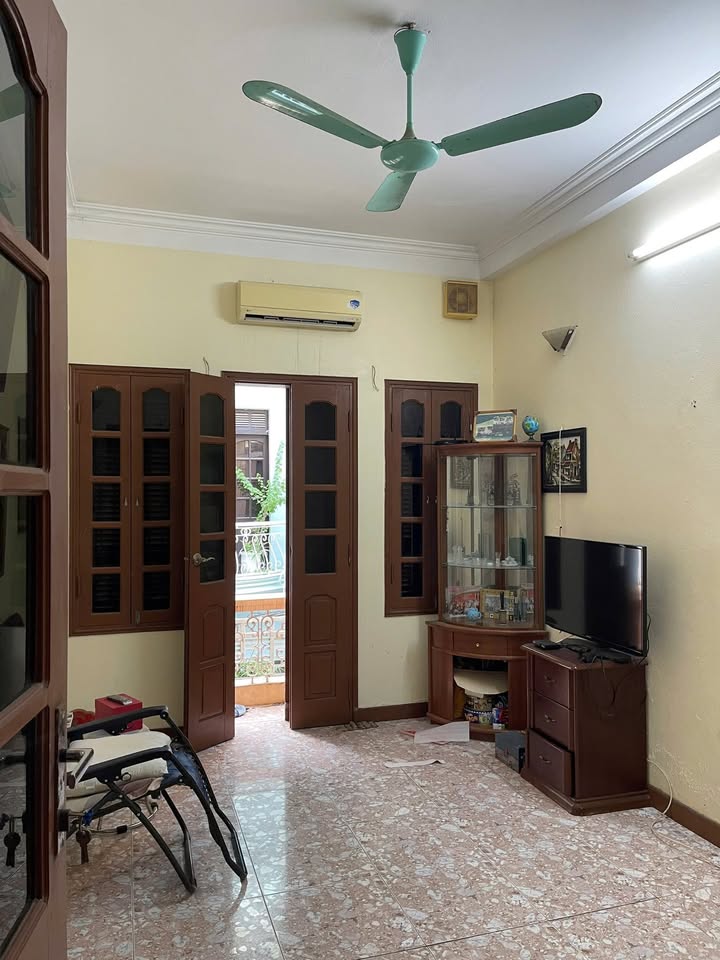 Nhà riêng Nguyễn Ngọc Nại, Thanh Xuân 60m² giá 19.5 tỷ - Chính chủ, ô tô vào tận nhà!