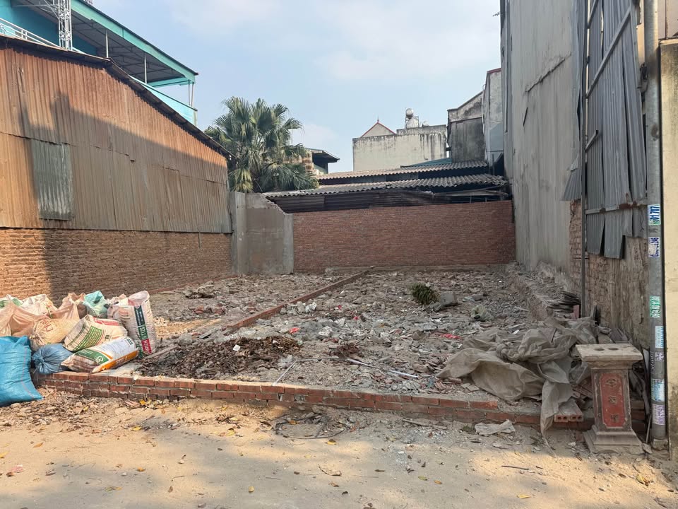 Nhà riêng Khu phố Mai Động, Từ Sơn 62.7m² giá 2 tỷ - Đầu tư sinh lời tuyệt vời!