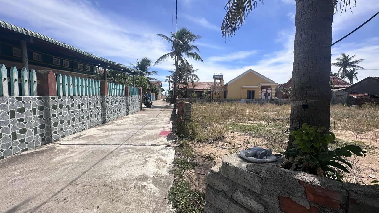 Đất nền biển Làng Lò - Phú Yên 364m² giá 5.836 tỷ - Cách biển chỉ vài bước!