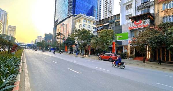 FrontHouse 100 tỷ Nguyễn Chí Thanh 125m² - Mặt tiền khủng, dòng tiền ổn định!