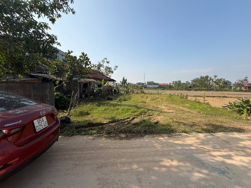 Đất nền Thạch Tân 144m² giá 1.6 tỷ - Vị trí đắc địa gần khu ShopHouse vip!