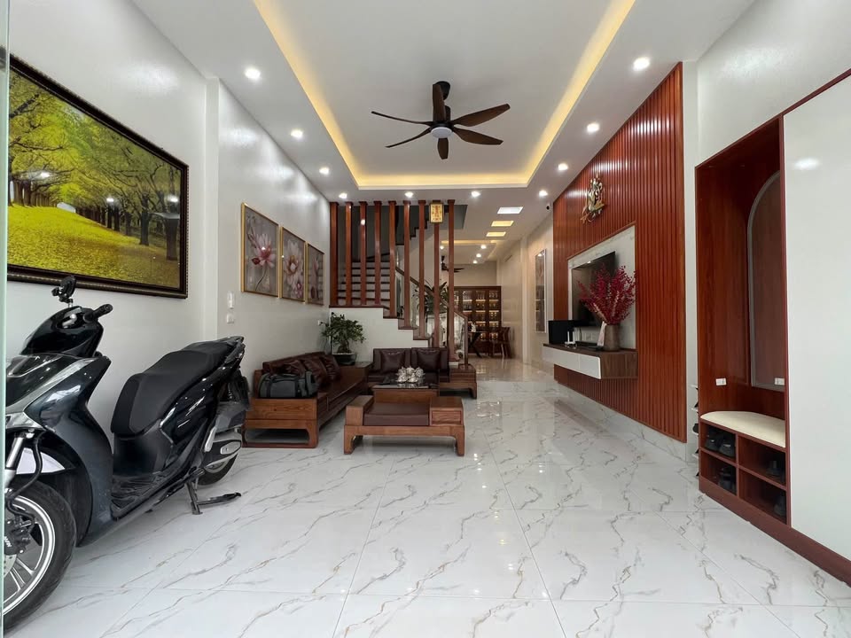 Nhà 4 tầng ngõ Hàn Thuyên, Nam Định 65m² giá 3.9 tỷ - Ô tô đỗ cửa, thiết kế Châu Âu!