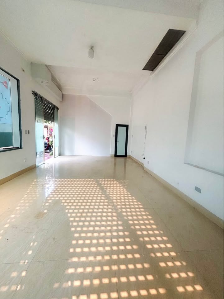 Mặt bằng kinh doanh Quang Trung 60m² giá 3.5 triệu - Phù hợp mở spa, nail, văn phòng!