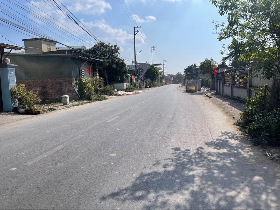 FrontHouse Đường Bãi Dài, Huyện Vân Đồn 85m² giá hơn 1 tỷ - Kinh doanh siêu lợi nhuận!