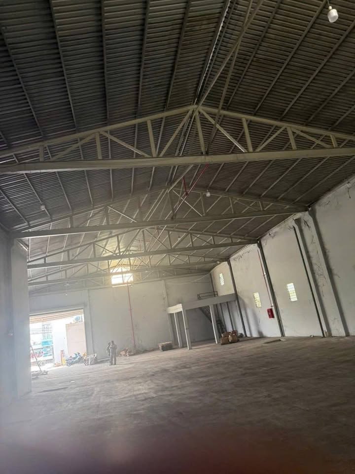 Kho cho thuê Tân Nhựt, Bình Chánh 750m² giá 50 triệu - Không cấm giờ, xe container ra vào thoải mái!