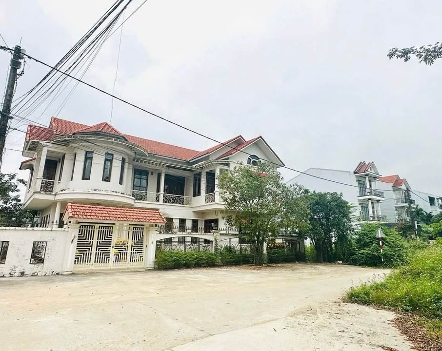 Đất 2 mặt tiền KQH Ngọc Anh, Phú Thượng, 180m² chỉ 4.1 tỷ - Cơ hội đầu tư tuyệt vời!