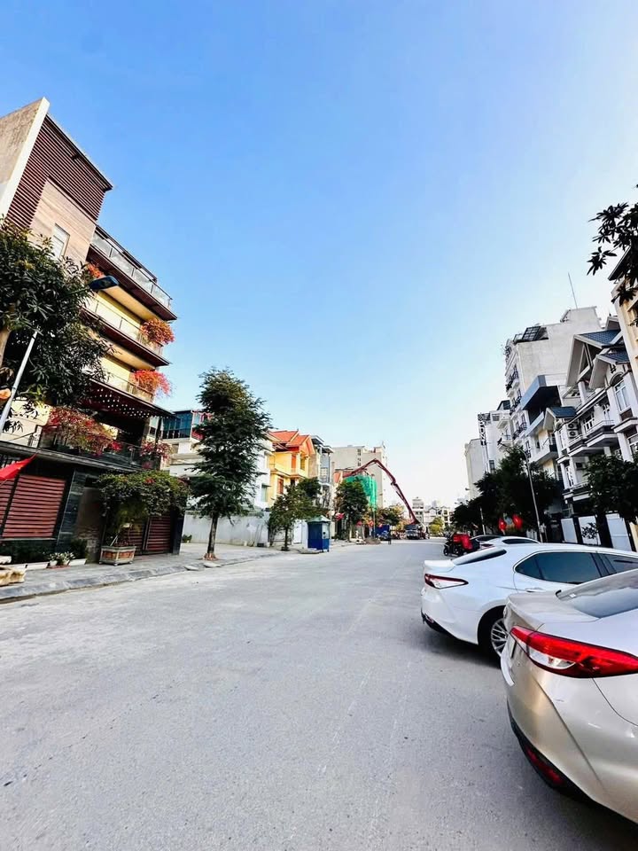 Đất nền Lê Hồng Phong 200m² giá 21 tỷ - Sổ đỏ chính chủ!