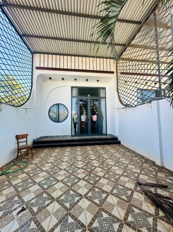 Nhà mặt tiền Đường A, Thôn 6, Cư Êbur 135m² giá 2.95 tỷ - Pháp lý thổ cư rõ ràng!