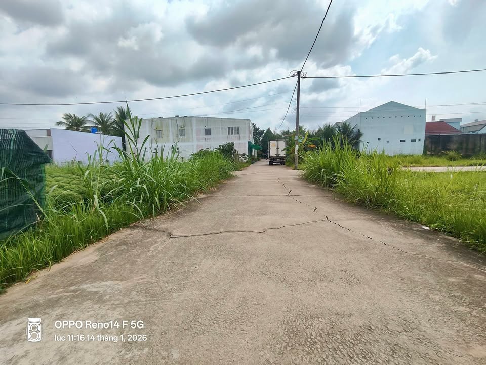 Đất góc 2 mặt tiền 220m² phường Mỹ Phú, Đồng Tháp - Giá chỉ 2.2 tỷ!