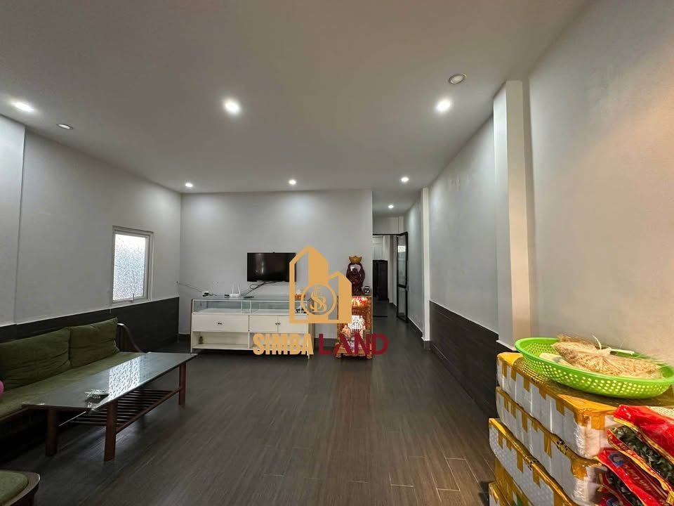 Bán nhà mặt tiền chợ Đức Trọng Lâm Đồng 100m² giá 7 tỷ - Kinh doanh thuận lợi!