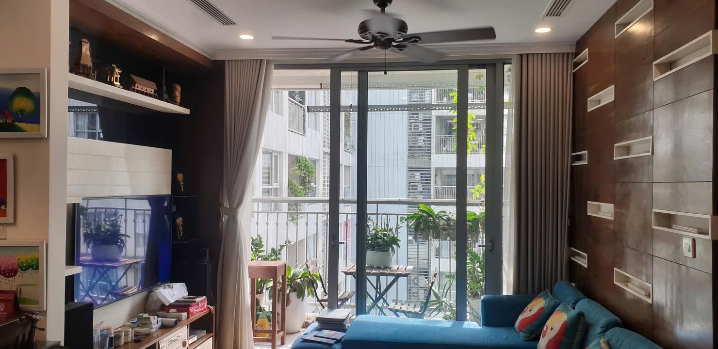 Căn hộ Vinhomes Gardenia A2 76m² giá 18 triệu - Full nội thất, vào ở ngay!