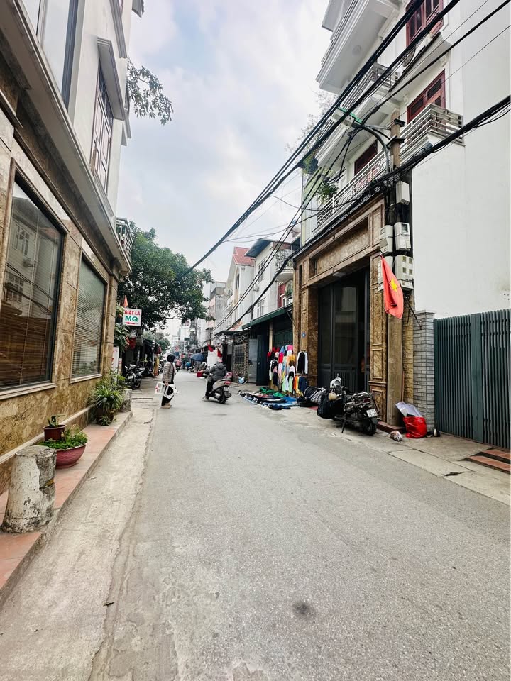 FrontHouse Ngọc Hồi Hoàng Mai 45m² giá 12 tỷ - Kinh doanh đỉnh cao với view hồ