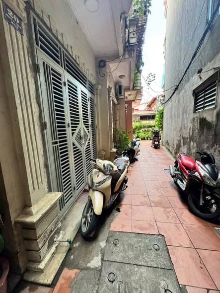 Nhà 3.5 tầng Lạch Tray 44m² giá 2.65 tỷ - Vị trí vàng gần ĐH Hàng Hải!