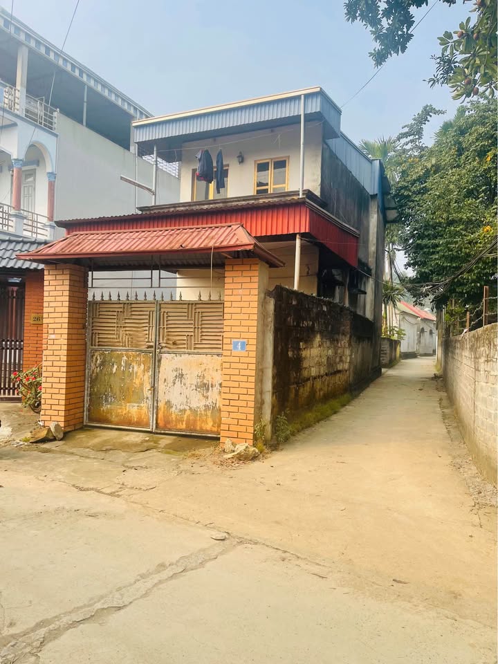 Đất lô góc 82m² tại Thị trấn Lương Sơn giá chỉ 1.5 tỷ - Cơ hội đầu tư tuyệt vời!