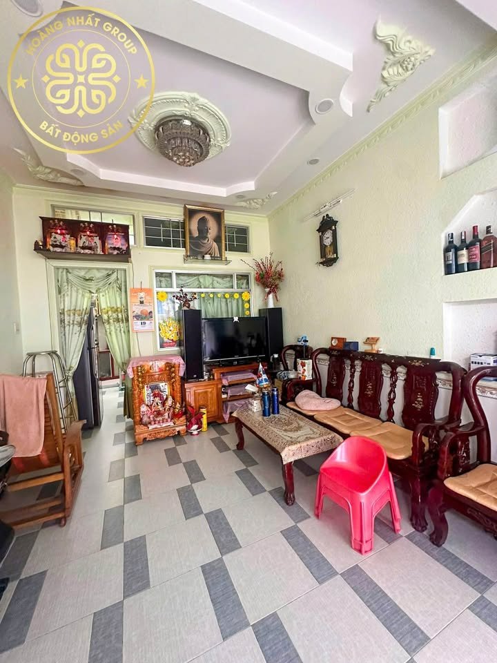 Nhà Gác Lửng Phường 7, Cà Mau 48m² giá 1.6 tỷ - Gần Trường học và Bệnh viện!