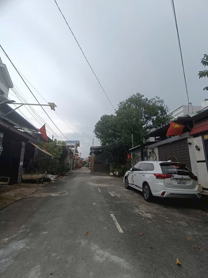 Nhà phố 1 trệt 1 lầu tại Trảng Dài, Biên Hòa - Thiết kế hiện đại, sổ hồng riêng!