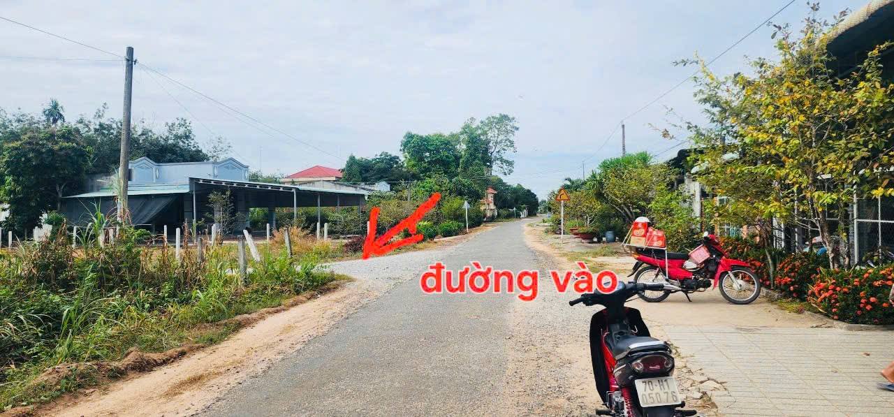 Đất mặt tiền đường Da Xanh, Long Hoa 2, 117m² - Giá chỉ 200 triệu!