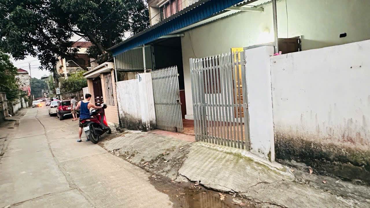 Bán đất tặng nhà C4 Phường Chùa Hang 200m² giá chỉ 3 tỷ - Đầu tư sinh lời ngay!