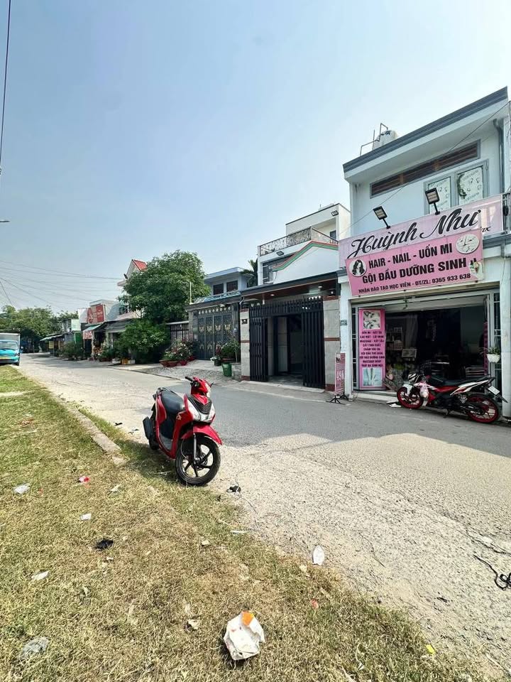 Nhà riêng Hóc Môn 54m² giá 3.9 tỷ - Đối diện Trường học Tam Đông 2!