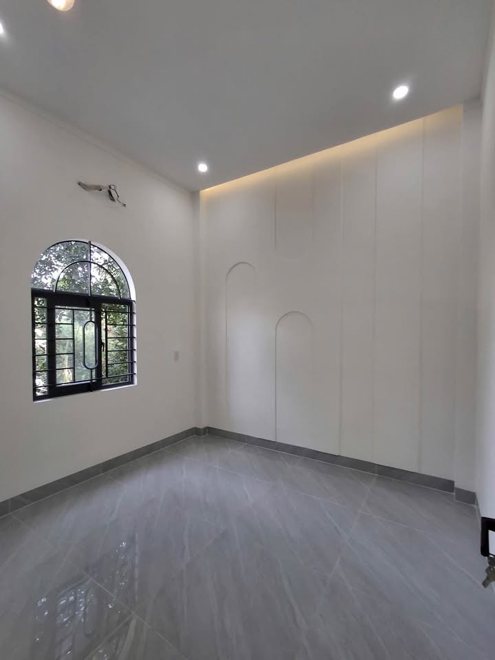 Nhà lầu mới hoàn thiện tại Phường Long Hoa, Tây Ninh 92m² giá 1.599 tỷ - Chính chủ bán gấp!