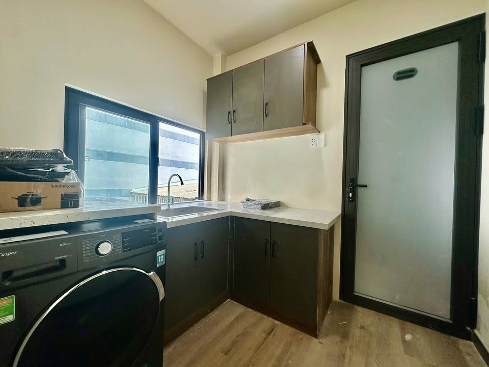 Căn hộ 1 Phòng Ngủ Ngô Gia Tự Quận 10 40m² - Full nội thất, gần đại học