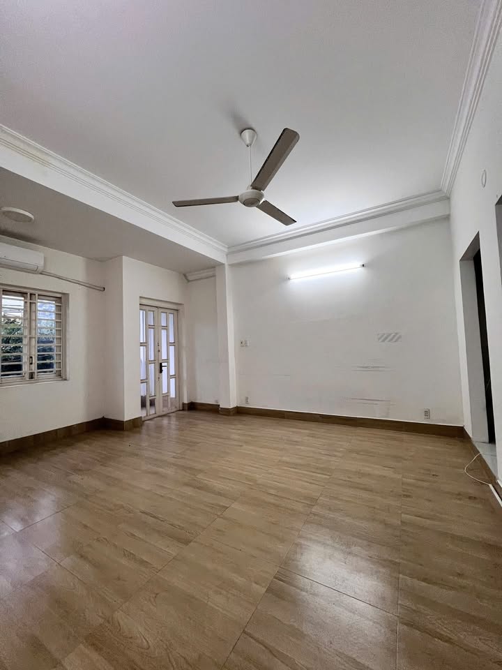 Nhà cho thuê Hẻm Hai Bà Trưng, Quận 1, Diện tích 126m², Giá 30 triệu/tháng - Cơ hội không thể bỏ lỡ!