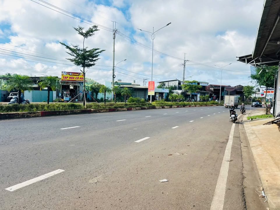 Kho 2 mặt tiền đường Nguyễn Chí Thanh 441m² giá 4.5 tỷ - Vị trí kinh doanh đắc địa!