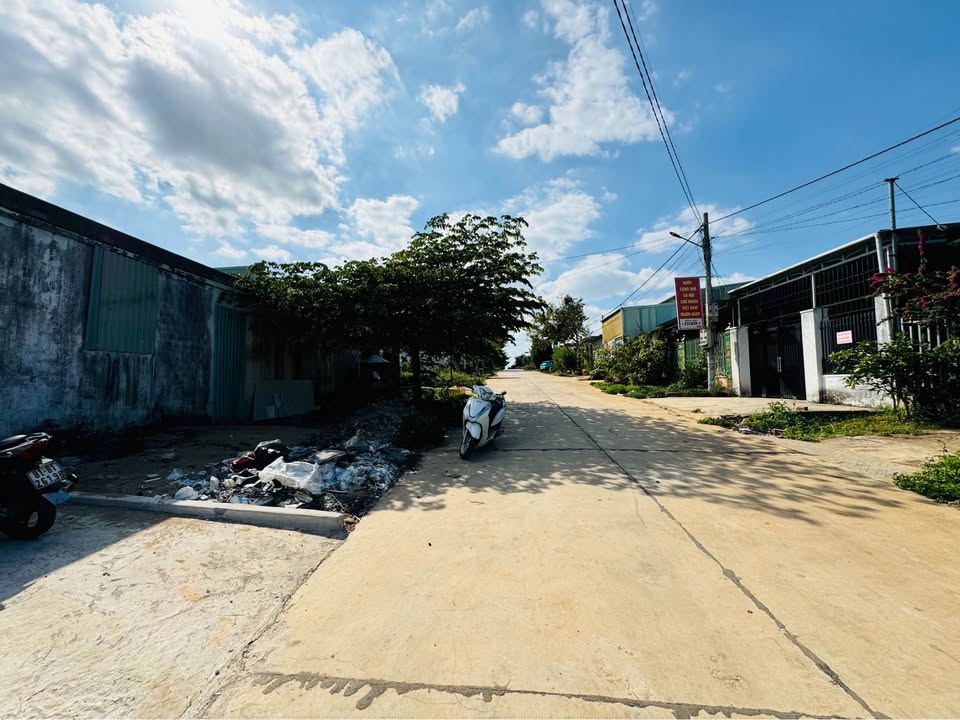 Nhà đẹp khu HTXQT, hẻm 144 Âu Cơ 150m² giá 1.59 tỷ - Chính chủ bán gấp!