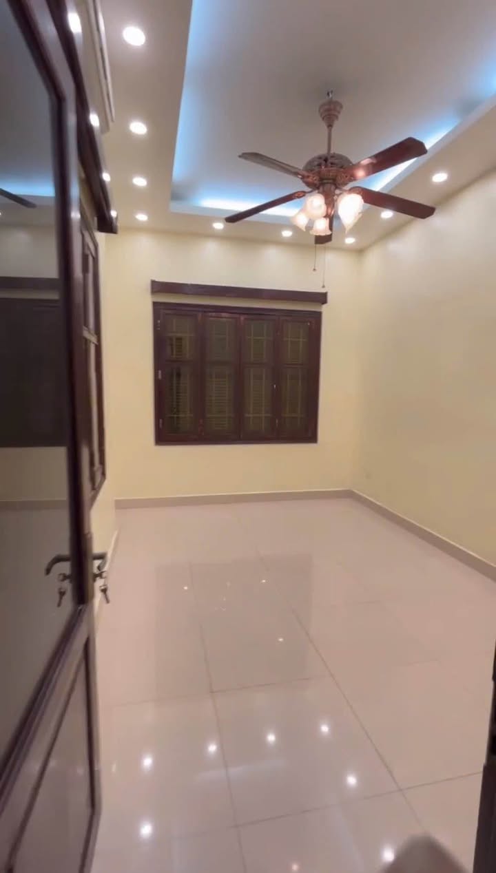 Nhà cho thuê ngõ ô tô Tạ Quang Bửu, Hai Bà Trưng 108m² giá 15 triệu - Phù hợp cho gia đình và kinh doanh