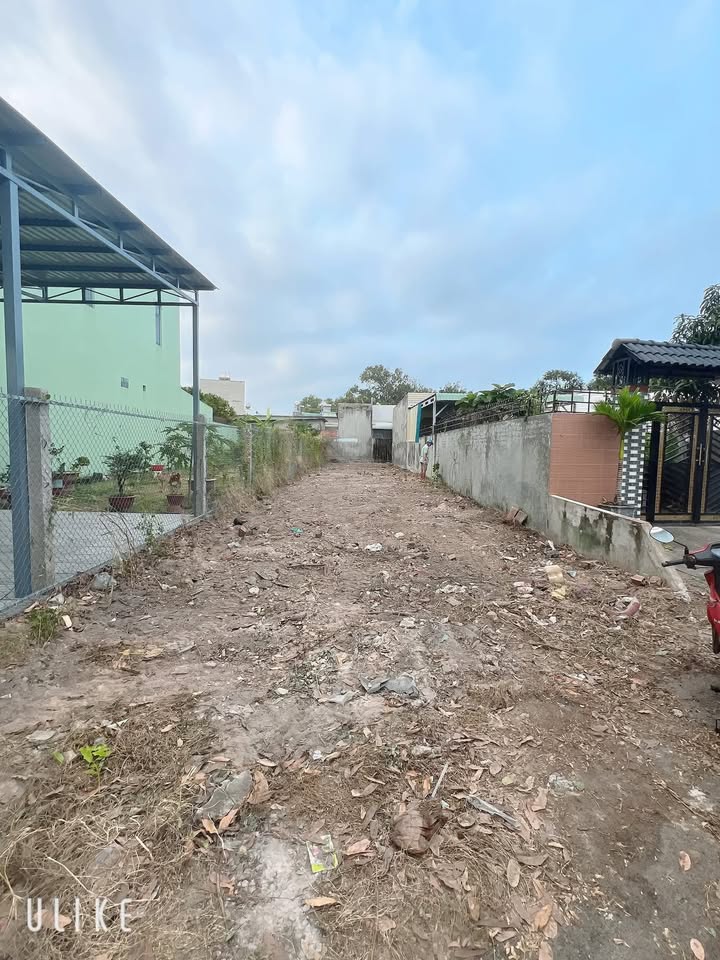 Đất thổ cư Long Hải 222m² giá 2.8 tỷ - Mặt tiền đường nhựa, thương lượng hấp dẫn!