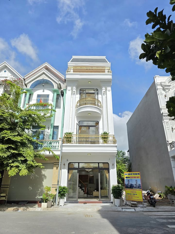 Nhà Tân Cổ Điển 70.6m² tại An Phú, Thuận An - Giá chỉ 5.5 tỷ, đầy đủ nội thất!