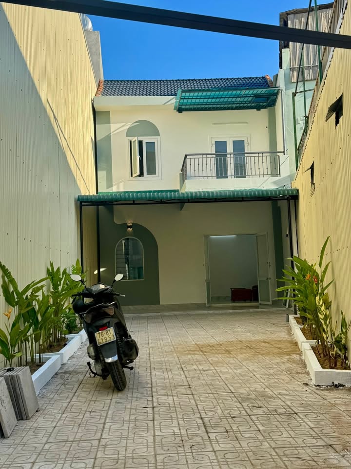 Nhà hẻm Nguyễn Công Phương, Quảng Ngãi 123m² giá 1.98 tỷ - Cơ hội đầu tư tuyệt vời!