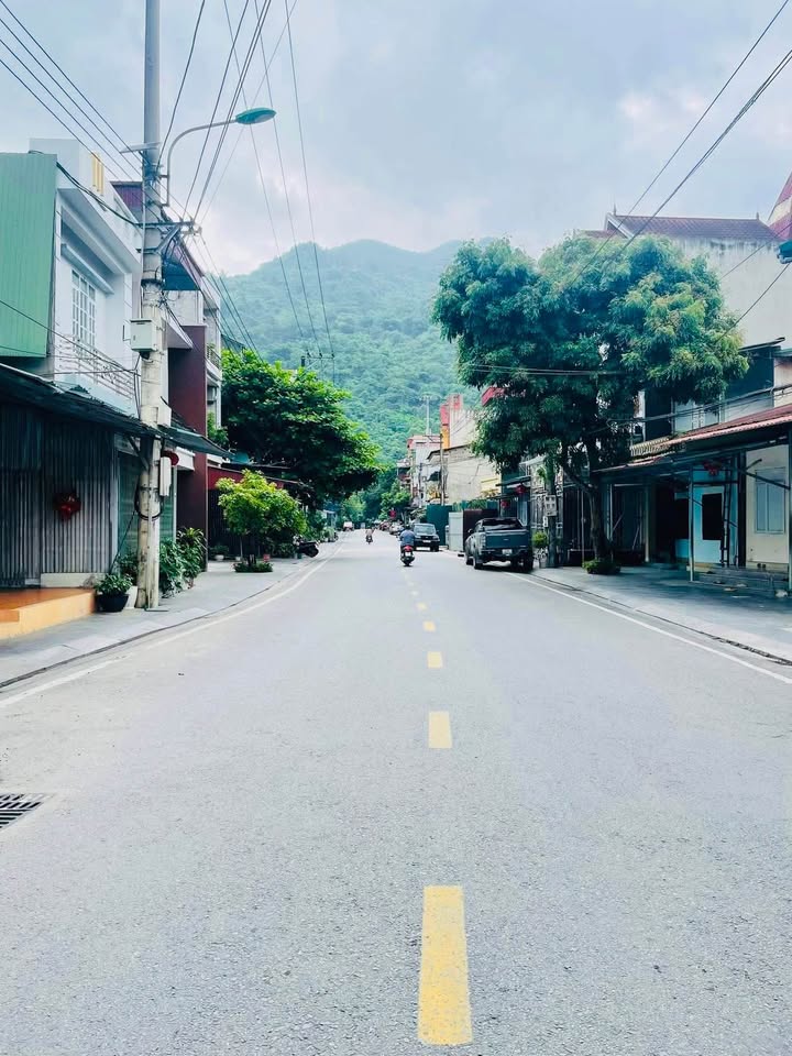 Nhà 3 tầng Phường Trần Phú 85m² giá 4.1 tỷ - Kinh doanh thuận lợi!