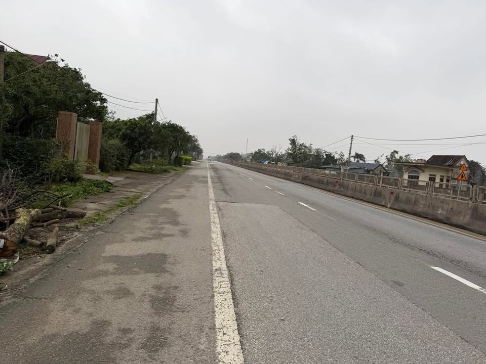 Đất nền Quốc lộ 1A, Cẩm Thịnh, 200m² giá 2 tỷ - Đầu tư sinh lời ngay!