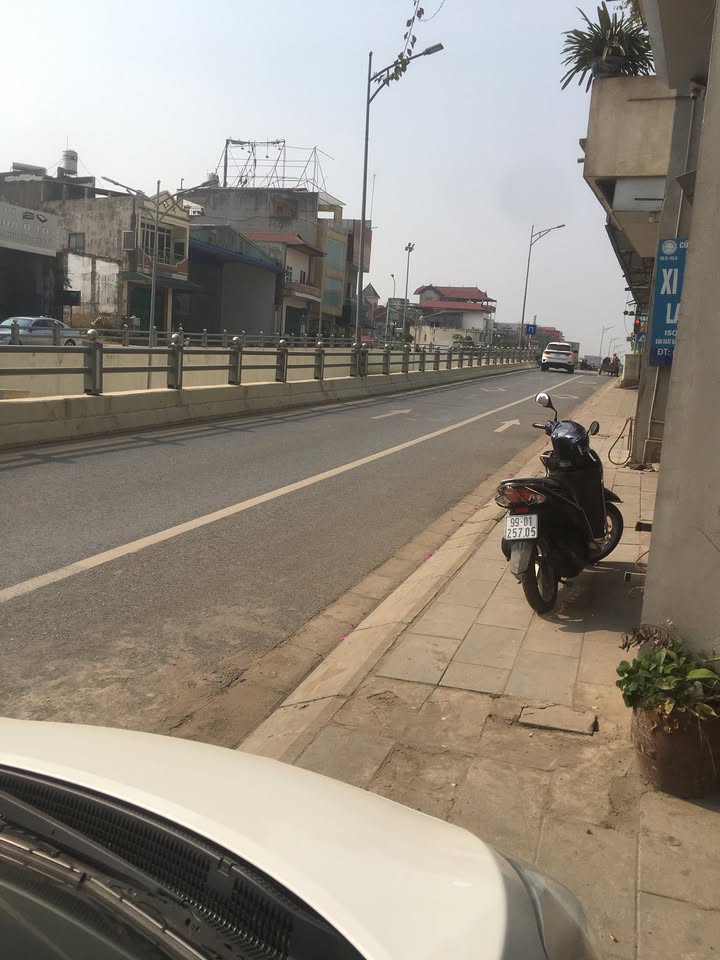 Bán lô đất trục đường Bắc Nam Thái Nguyên 93m² giá 4.1 tỷ - Đã có móng và giấy phép xây dựng!