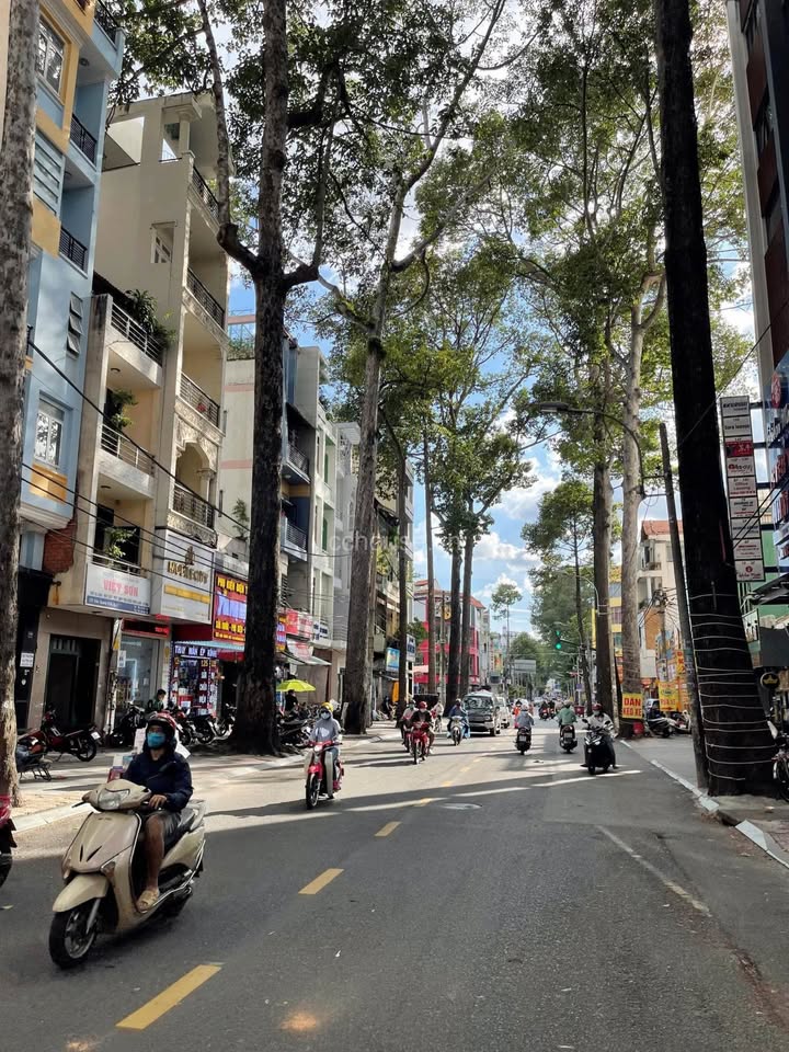 Nhà mặt tiền Trần Quang Khải, Quận 1, 63m² giá 34 tỷ - Cơ hội đầu tư hiếm có!