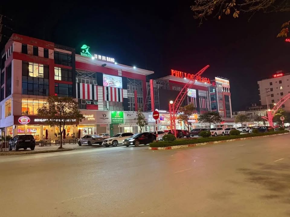 Nhà 3 tầng tại Phú Lộc 4 PLAZA 85m² giá 11 tỷ - Thiết kế hiện đại, vị trí đắc địa!