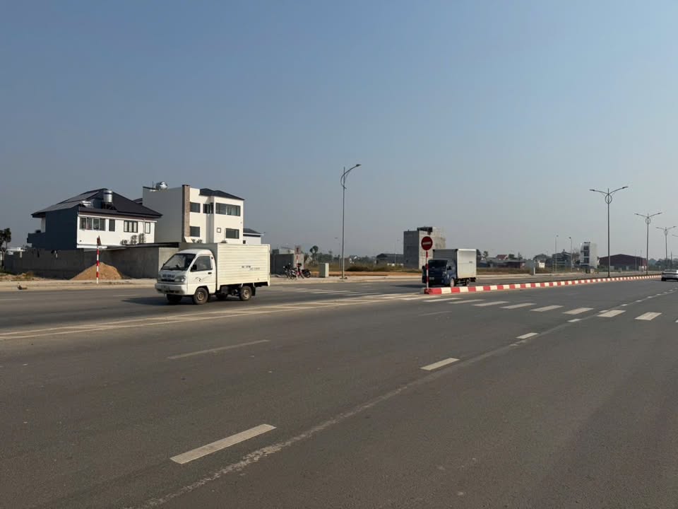 Đất nền Khu đô thị Thăng Long, 92.5m², giá 5 tỷ - Sổ đỏ chính chủ, thương lượng nhẹ!