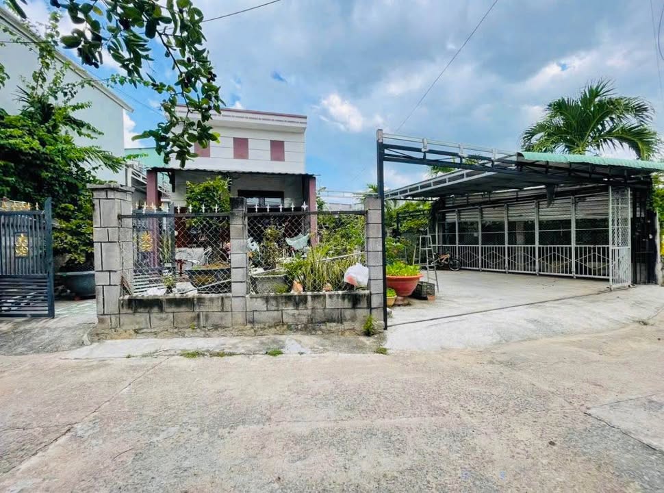 Đất kèm nhà gác lửng Phong Nẫm 232m² giá 1.75 tỷ - Mặt tiền ô tô thuận tiện!