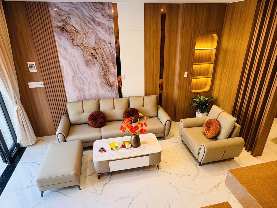 Nhà riêng hẻm Nguyễn Hữu Thấu, 90m² giá 4.95 tỷ - Đầy đủ nội thất cao cấp!